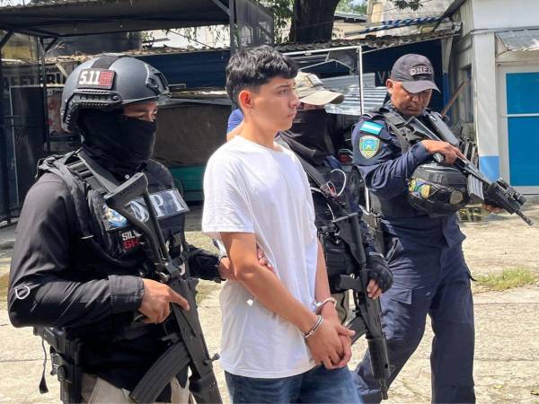 Jimmy Mejía Bautista, de 18 años de edad, fue detenido en Choloma, tras ser unos de los implicados en el asesinato de un ejecutivo en San Pedro Sula.