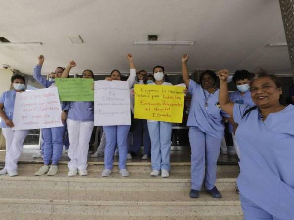 El CMH considera la medida injusta y una violación de los acuerdos que garantizaban la estabilidad laboral de los médicos.