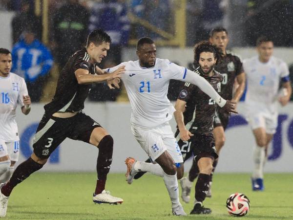 Yustin Arboleda es colombiano, pero se nacionalizó hondureño en este 2024 y ayer hizo su debut ante México en el partido que Honduras ganó 2-0 en el estadio Morazán de San Pedro Sula.