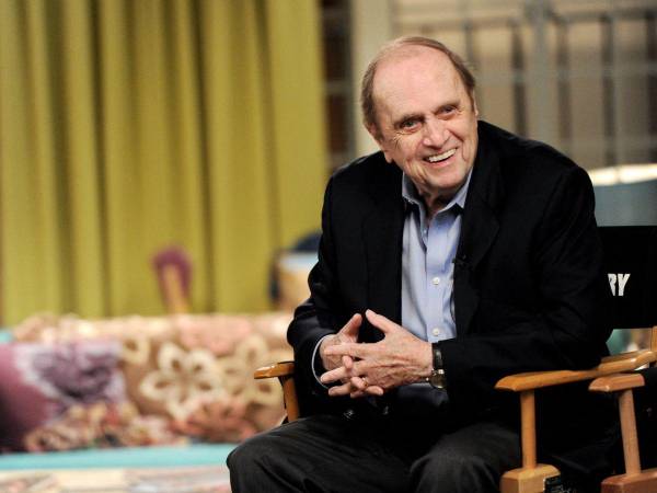 Newhart falleció en su domicilio de Los Ángeles, tras una serie de problemas de salud derivados de su edad.