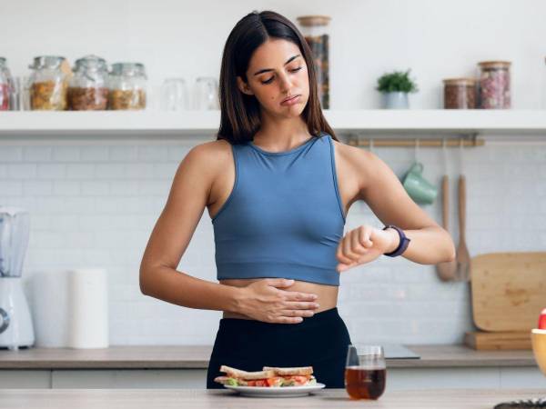 Entrenar en ayunas puede generar un aumento del cortisol y provocar catabolismo muscular si no se tolera bien desde un punto de vista psicológico.