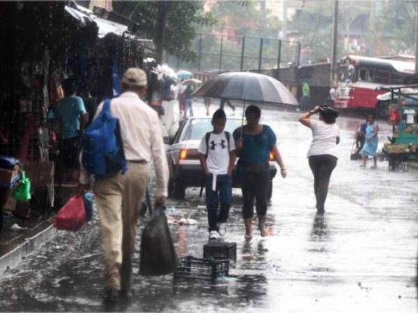 En el resto de los otros nueve departamentos del país las lluvias serán moderadas.