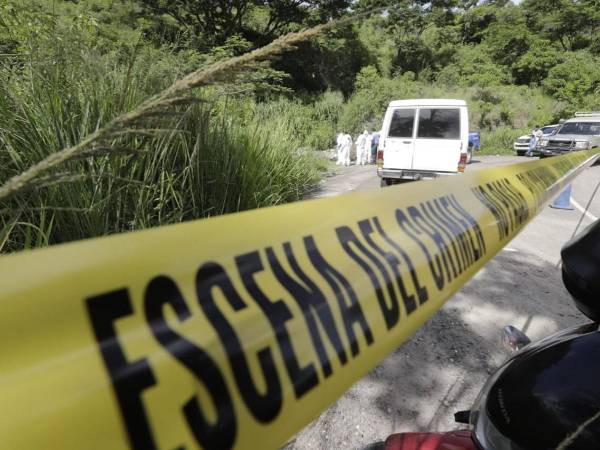 Hallan cuerpo embolsado en zacatera a inmediaciones de la colonia Río Grande