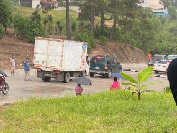 Los cuerpos quedaron en medio de la calle que de Siguatepeque conduce a Jesús de Otoro.