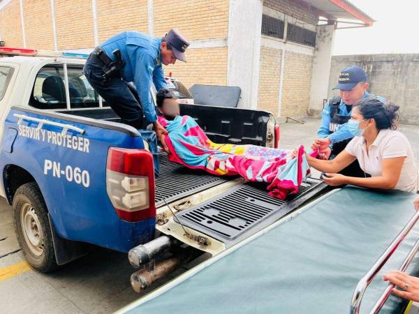 El hombre corrió desnudo por las calles de barrio El Progreso hasta llegar a una casa abandonada donde cayó inconsciente.