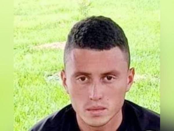 Francis Renán Ávila agente penitenciario de la cárcel en Gracias, Lempira, fue a visitar a una mujer, presunta razón por la que otro hombre lo mató.