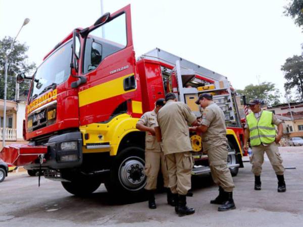 Los bomberos exhortan a mantener las precauciones necesarias en la semana de descanso.