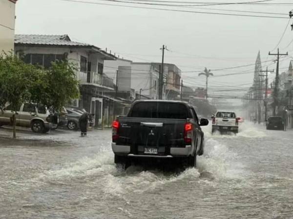 La zona occidente, centro y oriente, las lluvias serán moderadas, débiles y aisladas.