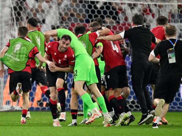 Georgia derrota a Portugal en la última fecha del grupo F de la Eurocopa 2024.