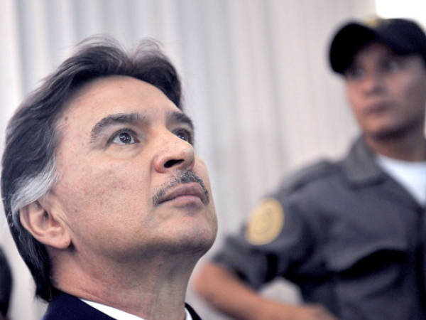 This file picture shows former Guatemalan president Alfonso Portillo during his hearing at the court in Guatemala City, June 9, 2010. Guatemala on May 24, 2013 extradited ex-president Alfonso Portillo to the United States to face money laundering charges. AFP PHOTO/Johan ORDONEZ.