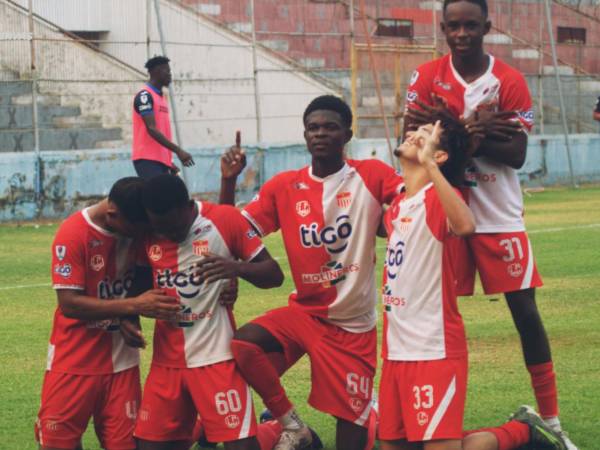 Los cocoteros pagaron la millonaria deuda y podrán competir en la Liga de Ascenso de Honduras.