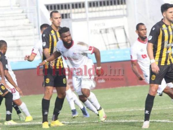 El delantero olimpista anotó el segundo gol del Olimpia en el Estadio Francisco Morazán