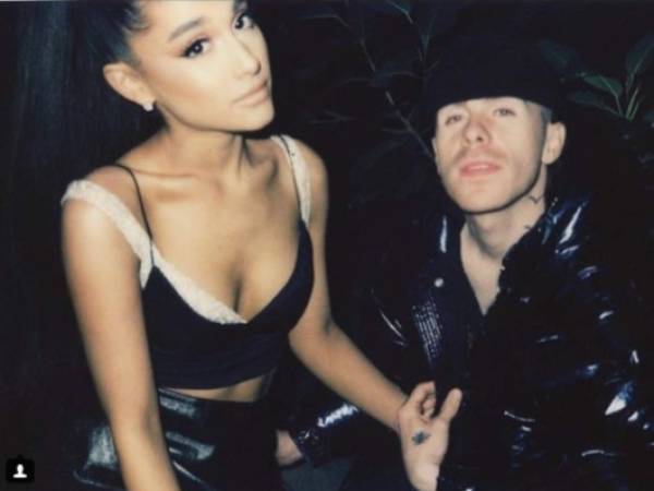 Ariana junto a Pete en una romántica toma que publicaron en sus redes sociales.