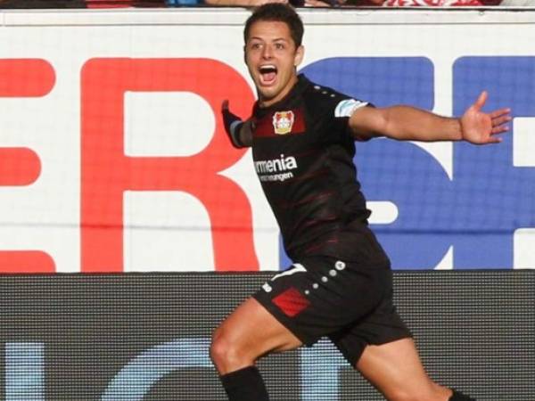 Chicharito cuando jugaba en Bayer Leverkusen. Foto: AFP