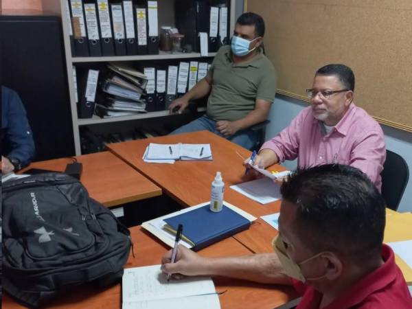 El gerente de la Unidad Municipal de Agua Potable y Saneamiento (UMAPS), Arturo Tróchez, dijo que los morosos no son prioridad.