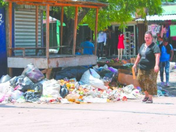 La población sólo tendrá que sacar la basura a las calles y los recolectores se encargarán de recogerlas para evitar el contacto físico.