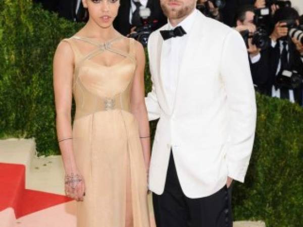 FKA Twigs y Robert Pattinson asistían juntos a los eventos de la industria del cine.