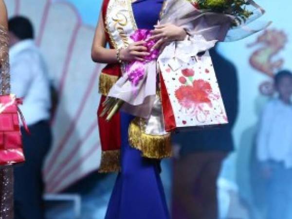 Naydelin Turcios es la nueva Reina Ferisan 2019. Foto: EL HERALDO/Emilio Flores