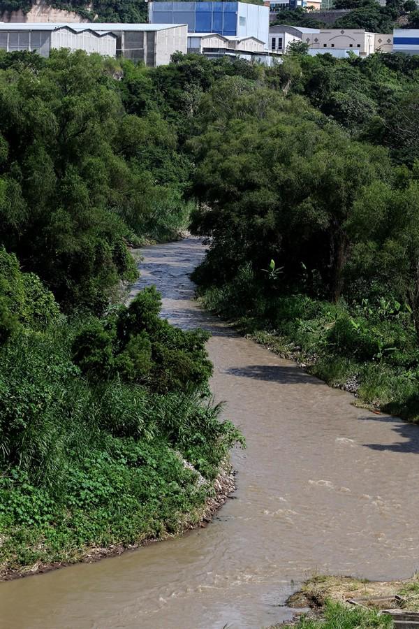 Así se encuentra el nivel del río Choluteca tras recientes lluvias