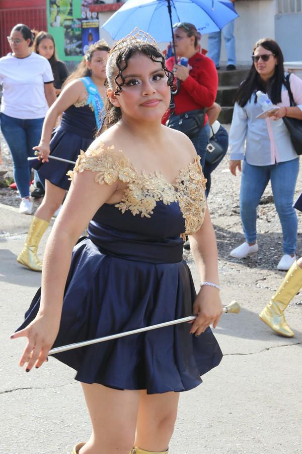 Con colorido desfile colonia San Miguel de Tegucigalpa celebra su 69 aniversario