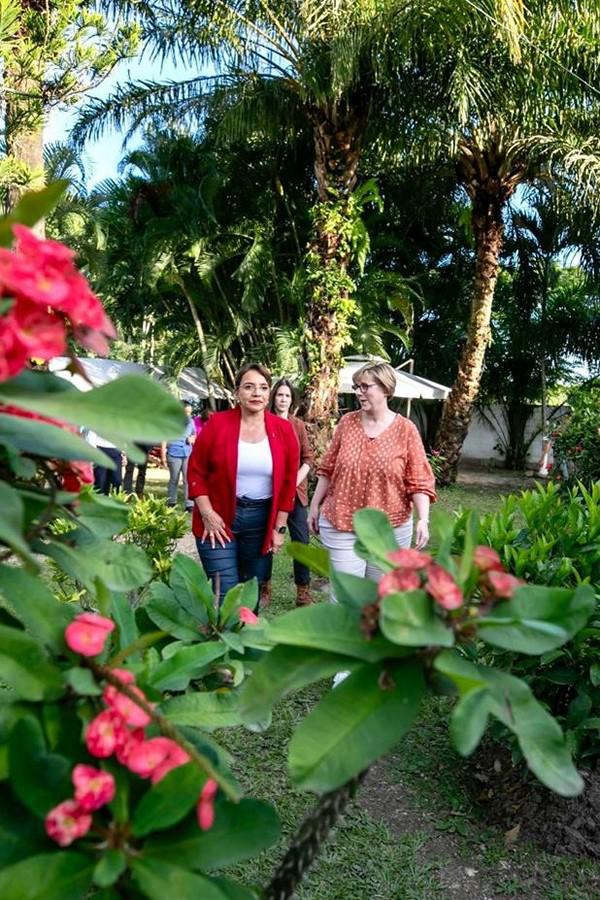 Así estuvo la reunión entre Xiomara Castro y Laura Dogu ¿De qué hablaron?