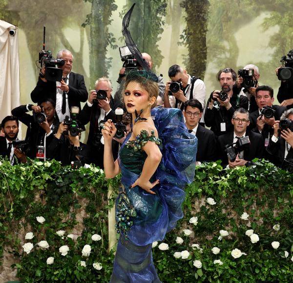 Met Gala 2024: Zendaya impacta con look inspirado en la naturaleza