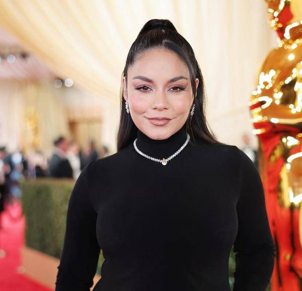 Vanessa Hudgens confirma embarazo desfilando por la alfombra roja de los Oscar