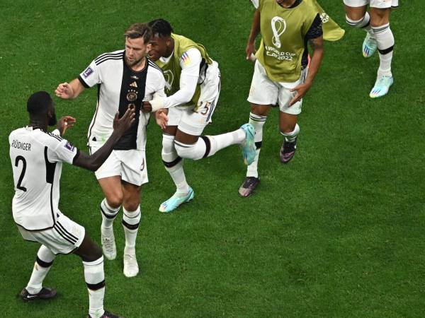 Alemania se salvó de ser eliminada y con un gol a los 82 minutos descartó su participación en Qatar 2022. Aquí mostramos las mejores imágenes del partido.