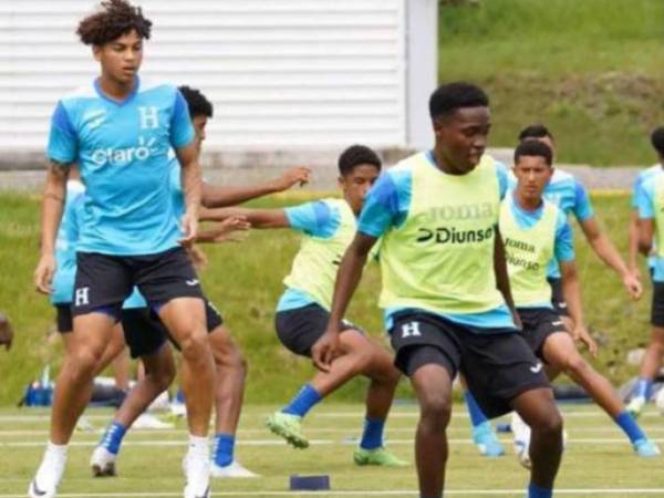 El futbolista ha formado parte de microciclos con la Selección Nacional