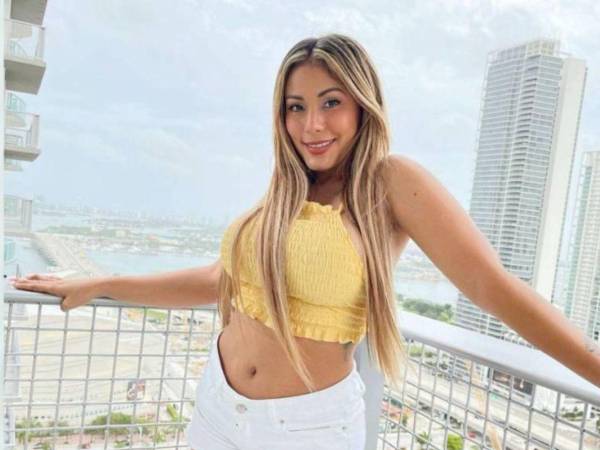 La conocida influencer y presentadora hondureña Elsa Oseguera sorprendió a sus seguidores al anunciar su regreso a Honduras después de siete años viviendo en los Estados Unidos.