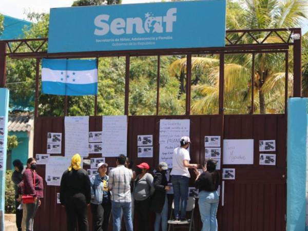 La Secretaría de Niñez, Adolescencia y Familia (Senaf), es la institución del gobierno que se encarga de manejar las políticas de Estado en beneficio de la niñez en Honduras.