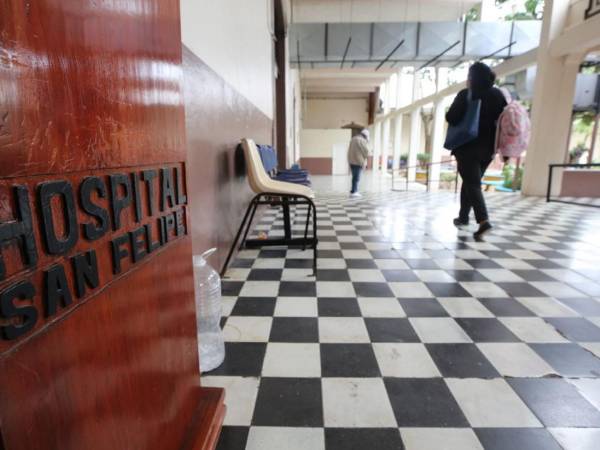 El Hospital San Felipe, uno de los principales centros de atención médica en Tegucigalpa, enfrenta una crisis no solo por la saturación de citas médicas, sino también por la falta de seguridad que pone en riesgo a los pacientes en sus inmediaciones.