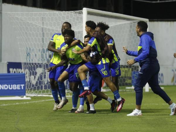 Después de 22 penales ejecutados, el partido se definió 8-9 a favor de “Los Potros” del Olancho FC.