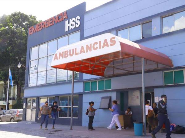 Dos menores y un adulto fueron ingresados en la sala de emergencia del centro regional del IHSS en San Pedro Sula.