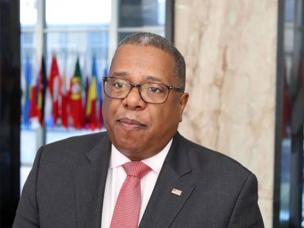 Brian Nichols se desempeñó como el secretario Adjunto en la Oficina de Asuntos del Hemisferio Occidental de Estados Unidos.