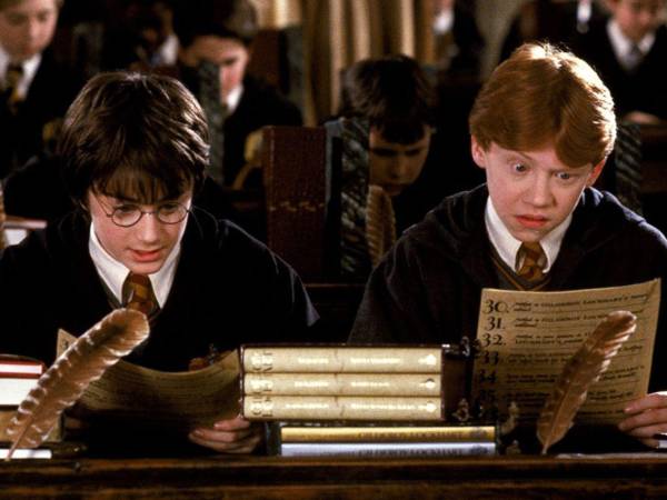 La serie de Harry Potter por HBO Max iniciará producción en verano de 2025, rodándose en los estudios Leavesden, el lugar donde se filmaron las películas originales.