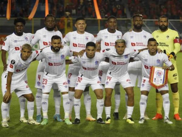 Los albos cayeron 2-0 en el partido contra Águila y cayeron a la tercera posición de su grupo.