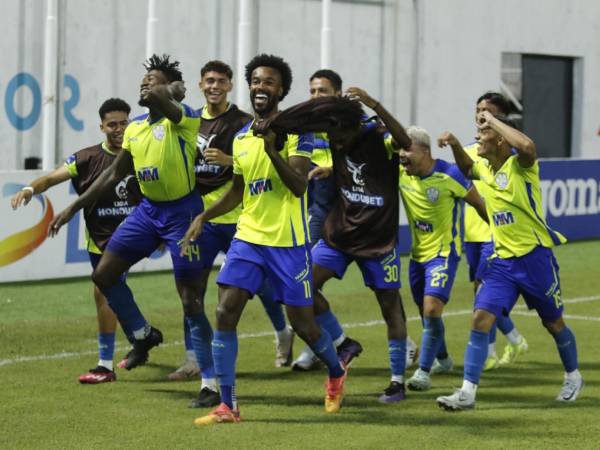 Olancho FC se impuso ante Marathón en la tanda de penales.