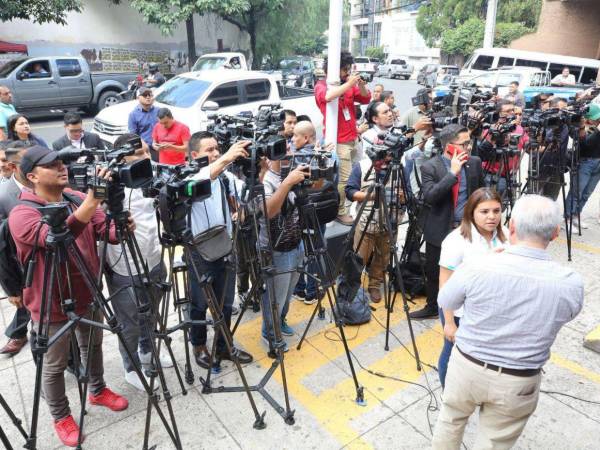 C-Libre lamentó y cuestionó la impunidad que hay por parte del Estado para condenar los asesinatos y las agresiones que reciben los periodistas durante el desarrollo de su trabajo.