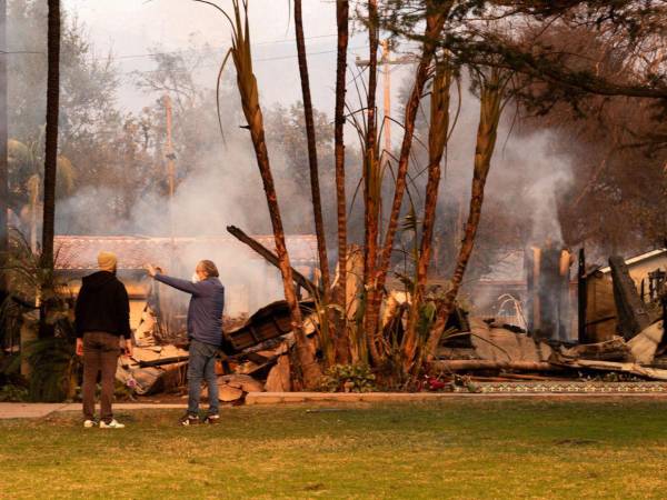 Cientos de personas se han visto afectadas por los incendios.