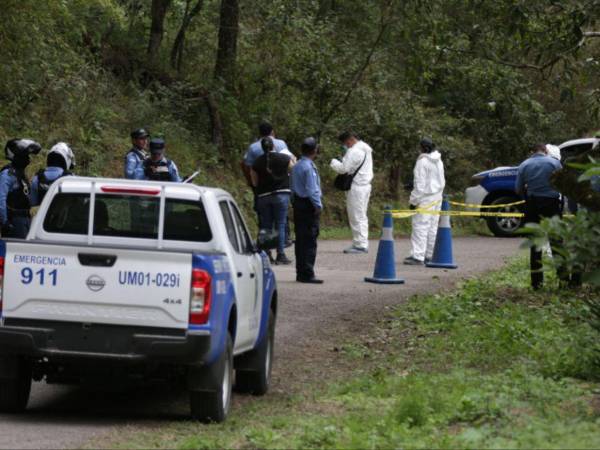 El cadáver, encontrado por un vecino, estaba atado y sin piernas.