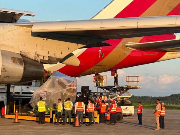 Los dos helicópteros restantes serán entregados en diciembre de 2025.