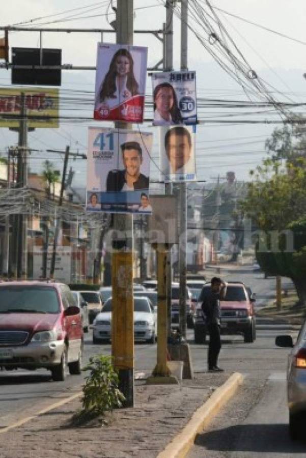 La capital de Honduras amanece repleta de propaganda política