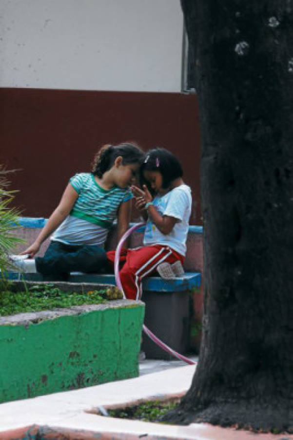 Ángeles auxiliares que reparten amor y solidaridad