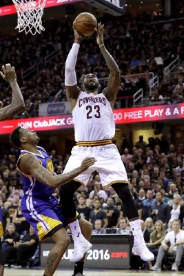 Cavaliers fuerzan un séptimo partido en final de la NBA al vencer a Warriors