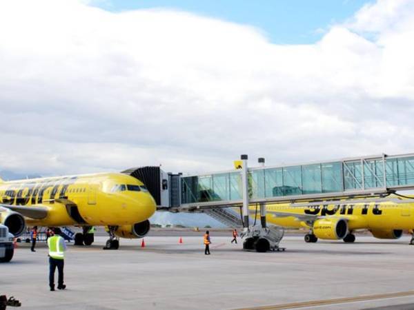 Spirit Airlines fue la primera aerolínea que inició vuelos en el Aeropuerto Internacional de Palmerola.