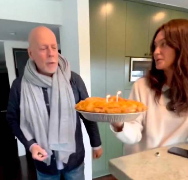 Las tiernas imágenes del cumpleaños de Bruce Willis