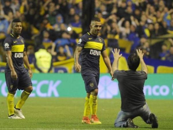 Con esta fotografía en su cuenta de Twitter, el Boca Juniors anunció el regreso del jugador a sus filas.