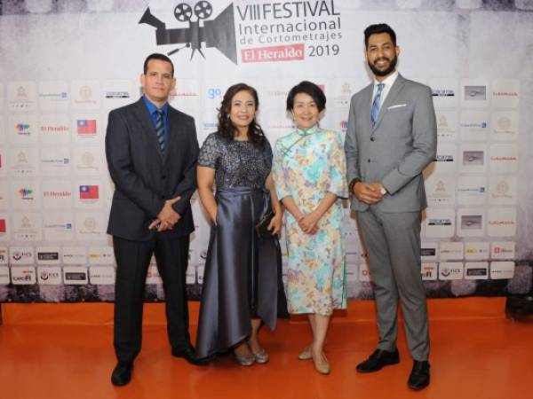 Eddy Montalván, Glenda Estrada, Ingrid Hsing y Said Nimer. Foto: Marvin Salgado/EL HERALDO.