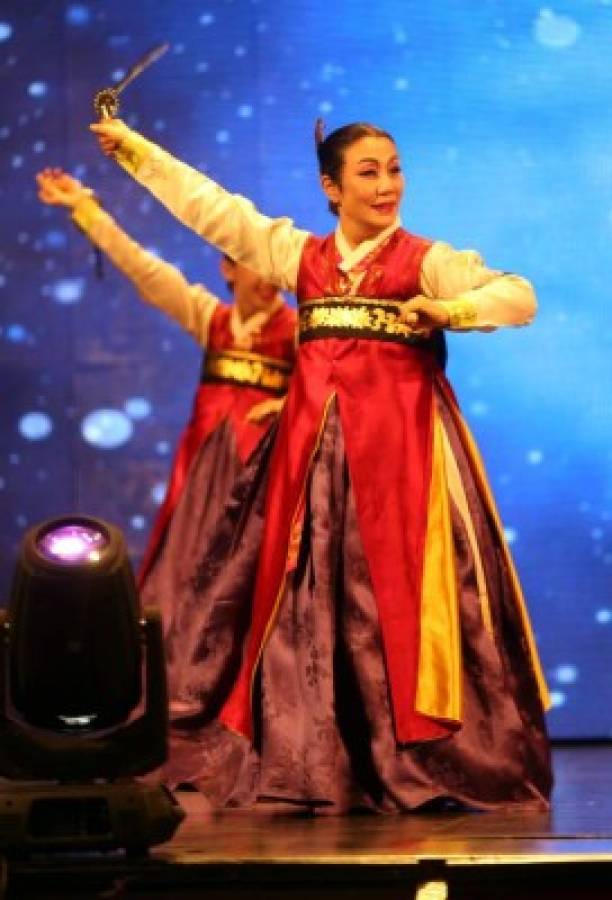 Corea brilló con su espectáculo de danza